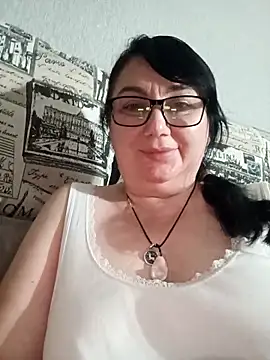 MariSwan222 online show from June 2026 06:02:01 PM