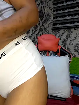 JANIELEE8x online show from February 2026 12:05:02 AM