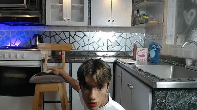 ABRAHAN XO online show from January 2026 01:48:02 PM