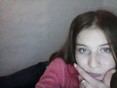 Karina-18 online show from December 2025 06:03:02 PM