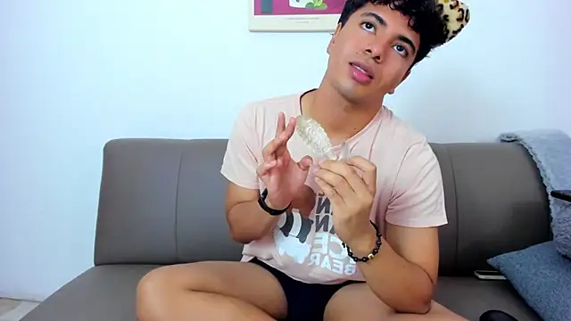 cherry blossom77 online show from December 2025 12:33:02 PM