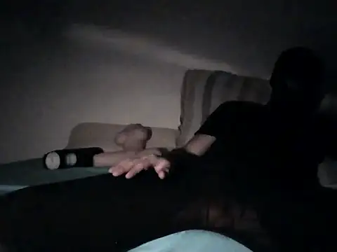 Snapshot of Mikki9233 chatting on January 2026 07:45:01 PM Mikki9233 online show from January 2026 07:45:01 PM