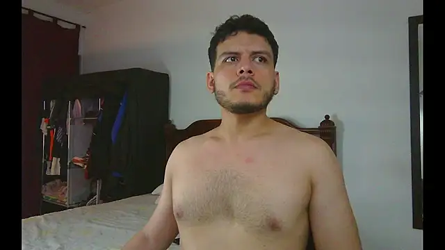 Snapshot of luxo_kane chatting on December 2025 11:43:02 PM luxo kane online show from December 2025 11:43:02 PM