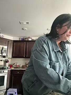 Miabelle2233 online show from February 2026 03:54:02 PM