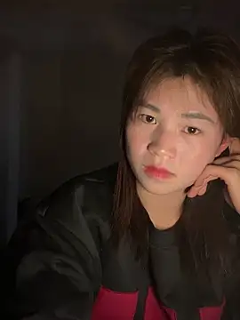 Snapshot of Babi-AzE chatting on December 2025 07:37:01 AM Babi-AzE online show from December 2025 07:37:01 AM