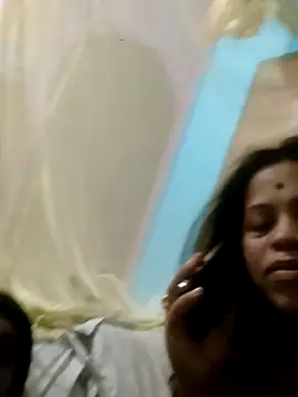 Snapshot of Yours_Puja chatting on December 2025 05:52:01 PM Yours Puja online show from December 2025 05:52:01 PM