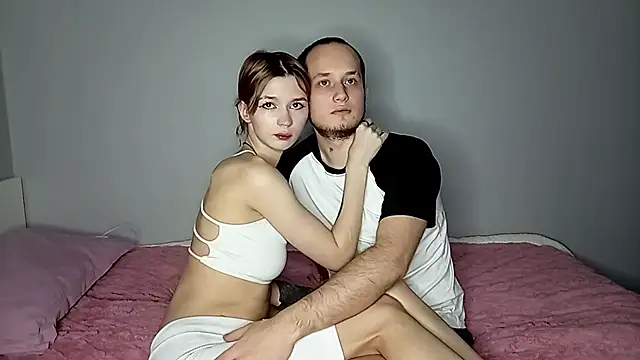 Pearl couple online show from January 2026 07:27:01 PM