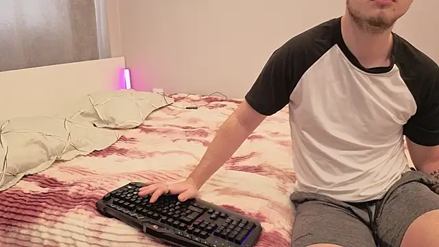 Pearl couple online show from February 2026 09:02:01 AM