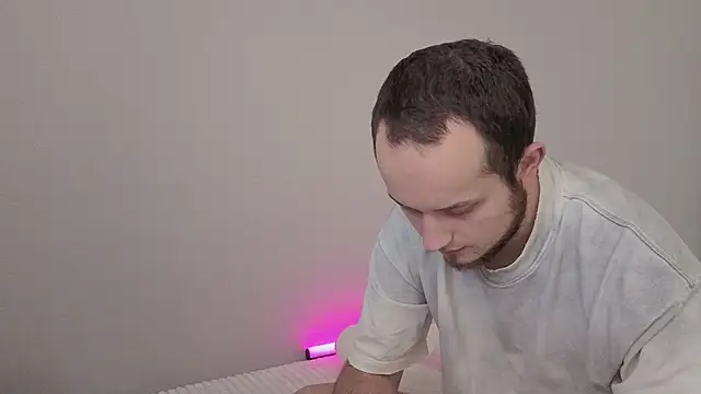 Snapshot of Pearl_couple chatting on March 2026 09:04:01 AM Pearl couple online show from March 2026 09:04:01 AM