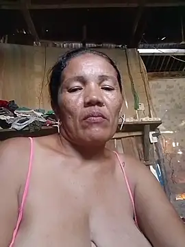 Snapshot of sara_milf777 chatting on February 2026 08:52:01 PM sara milf777 online show from February 2026 08:52:01 PM