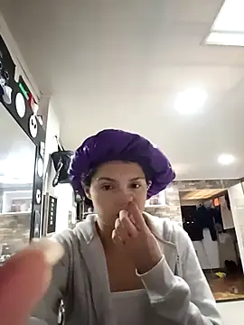 Snapshot of MapeDiamond chatting on February 2026 11:52:01 AM MapeDiamond online show from February 2026 11:52:01 AM