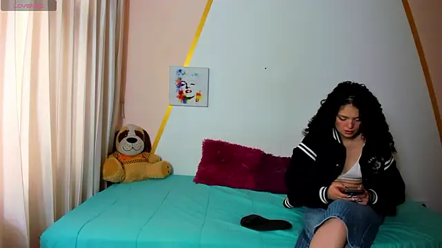 Snapshot of MapeDiamond chatting on March 2026 02:54:01 PM MapeDiamond online show from March 2026 02:54:01 PM