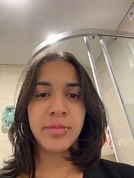 MiaMorenoo online show from January 2026 04:09:01 PM