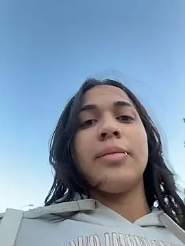 MiaMorenoo online show from February 2026 05:06:02 PM