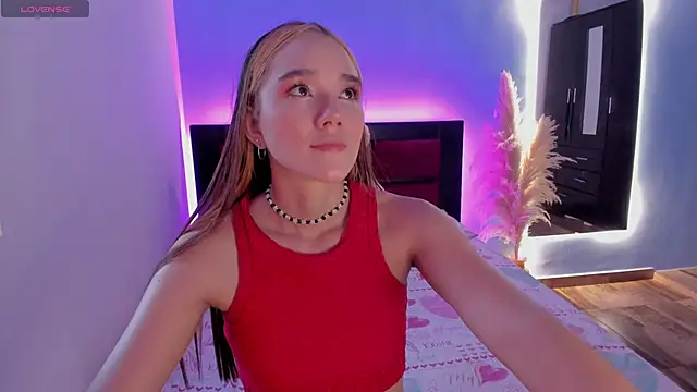 CRISTAL T2 online show from April 2026 02:04:02 PM