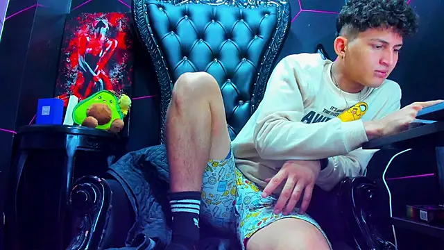 Ethan Waalker online show from March 2026 03:12:02 AM