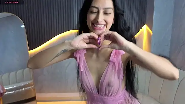Tifany Tx online show from June 2026 07:02:02 PM