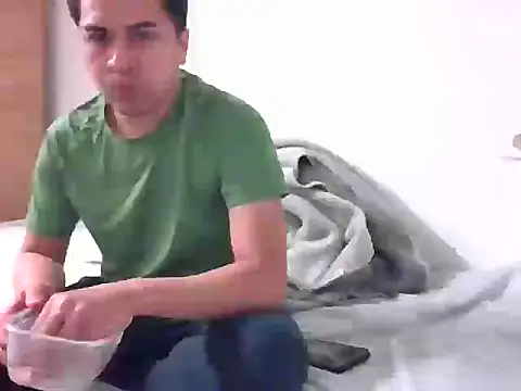 sweetpinoy2027 online show from February 2026 05:33:01 PM