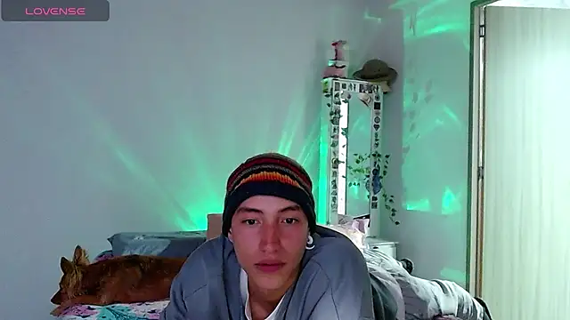 Snapshot of Perfect_match19 chatting on December 2025 11:31:02 PM Perfect match19 online show from December 2025 11:31:02 PM