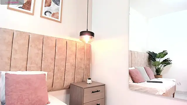 JayJacksonn online show from December 2025 11:49:02 AM