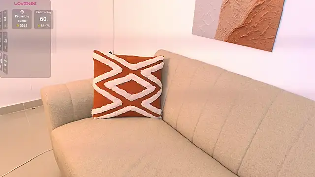 TinyCherryy online show from January 2026 02:32:01 PM