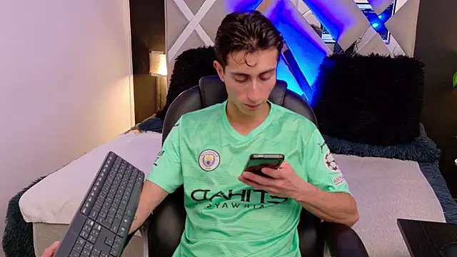 Ithan Skin online show from January 2026 12:30:01 PM