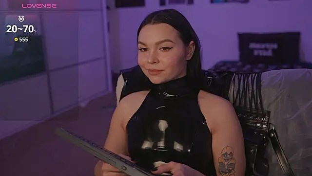 Dominatrix Alice online show from March 2026 11:00:01 PM