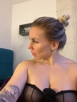Natalia Fit online show from April 2026 05:14:02 AM