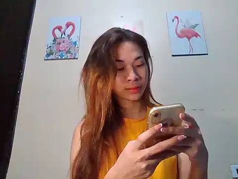 Snapshot of _ursweetceleste_ chatting on April 2026 05:32:01 PM ursweetceleste online show from April 2026 05:32:01 PM