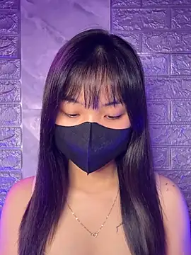 Snapshot of ___KARA___ chatting on December 2025 07:46:02 AM KARA online show from December 2025 07:46:02 AM