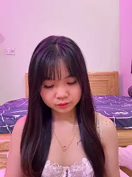 Snapshot of ___KARA___ chatting on March 2026 12:06:01 AM KARA online show from March 2026 12:06:01 AM