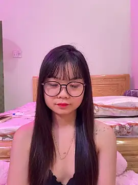 Snapshot of ___KARA___ chatting on March 2026 02:06:01 AM KARA online show from March 2026 02:06:01 AM