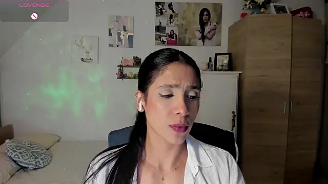 Snapshot of VEROSlen- chatting on July 2026 03:24:02 AM VEROSlen- online show from July 2026 03:24:02 AM