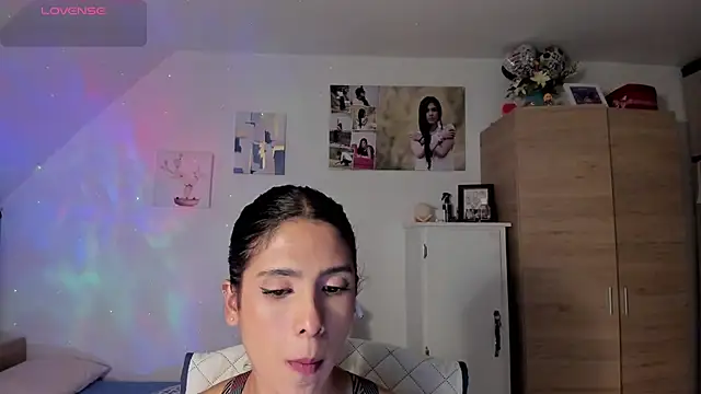 Snapshot of VEROSlen- chatting on July 2026 03:45:02 AM VEROSlen- online show from July 2026 03:45:02 AM