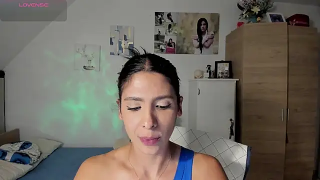Snapshot of VEROSlen- chatting on July 2026 04:38:02 AM VEROSlen- online show from July 2026 04:38:02 AM