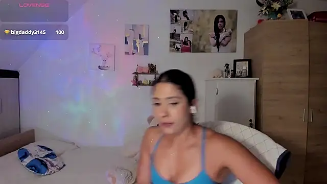 Snapshot of VEROSlen- chatting on July 2026 04:19:02 AM VEROSlen- online show from July 2026 04:19:02 AM