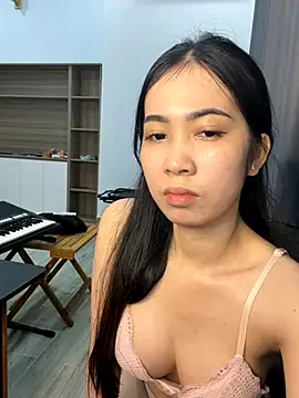 LINAA-KUTE online show from December 2025 06:03:01 PM