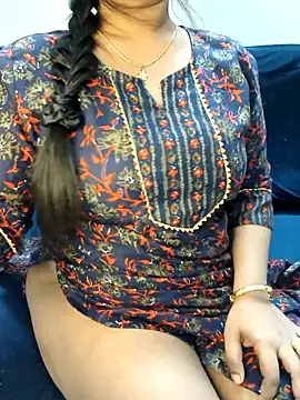 Snapshot of SSiya- chatting on February 2026 07:32:02 PM SSiya- online show from February 2026 07:32:02 PM