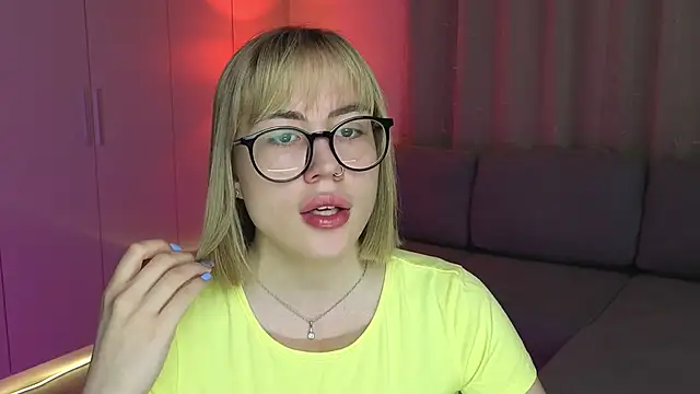 Aurelia Voss online show from March 2026 05:57:02 AM