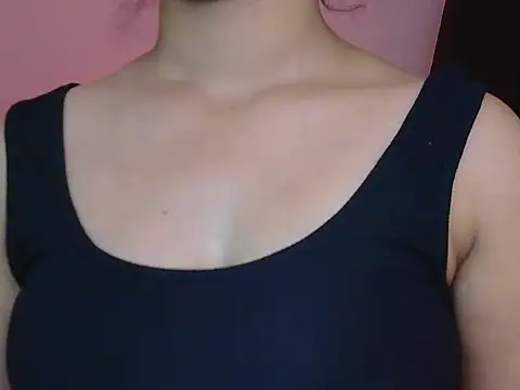 Snapshot of miss_ragni chatting on June 2026 04:39:02 PM miss ragni online show from June 2026 04:39:02 PM