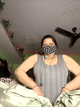 Snapshot of DIRTY-MOMS chatting on February 2026 03:52:02 PM DIRTY-MOMS online show from February 2026 03:52:02 PM