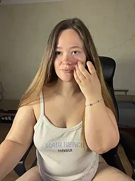 CaramelleSugarr online show from May 2026 01:50:01 PM
