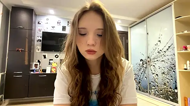 Snapshot of Princessofcashe chatting on February 2026 03:01:01 PM Princessofcashe online show from February 2026 03:01:01 PM