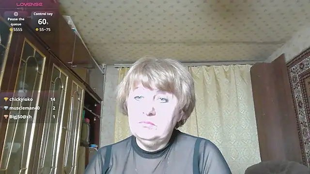 Casey peach online show from February 2026 06:26:02 PM