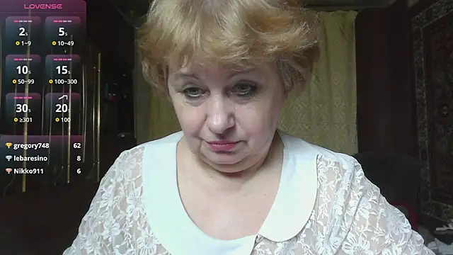 Snapshot of Casey_peach chatting on April 2026 04:59:02 PM Casey peach online show from April 2026 04:59:02 PM