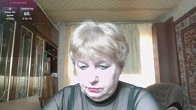 Snapshot of Casey_peach chatting on April 2026 06:25:02 AM Casey peach online show from April 2026 06:25:02 AM