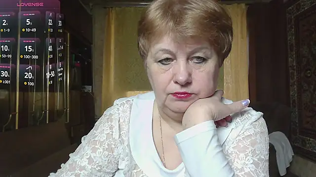 Snapshot of Casey_peach chatting on April 2026 04:24:02 AM Casey peach online show from April 2026 04:24:02 AM