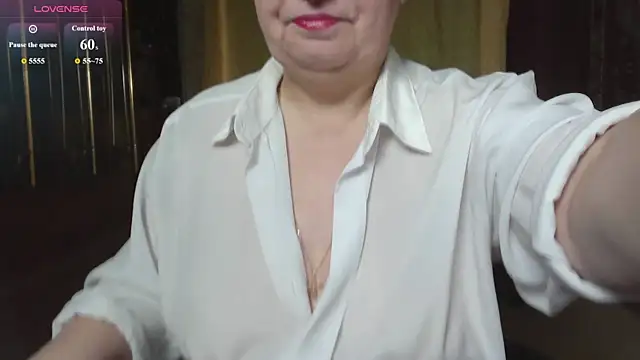 Snapshot of Casey_peach chatting on April 2026 04:59:01 AM Casey peach online show from April 2026 04:59:01 AM