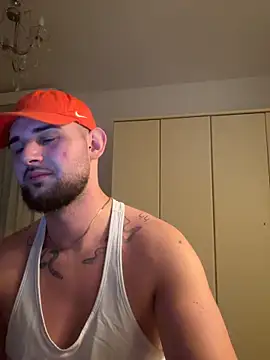 LunaFoxTip online show from February 2026 08:40:02 PM