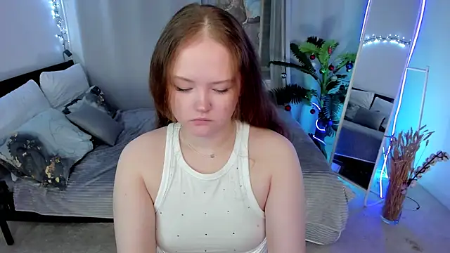 Snapshot of Yennefer__ chatting on January 2026 10:31:02 AM Yennefer online show from January 2026 10:31:02 AM